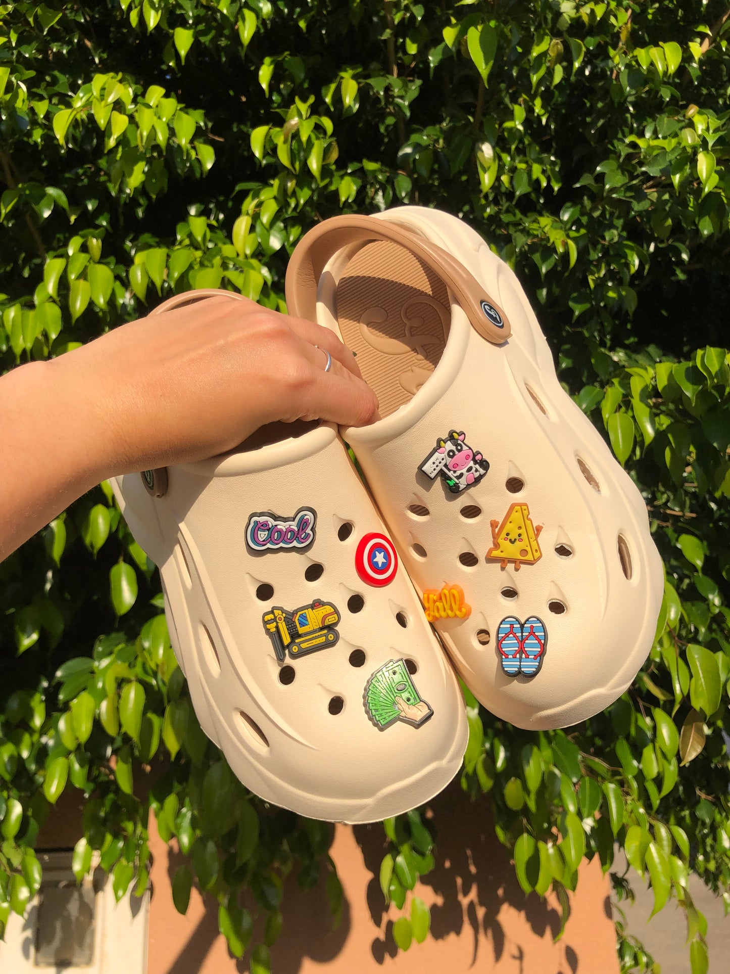 Zapatillas de goma con plataforma decorables