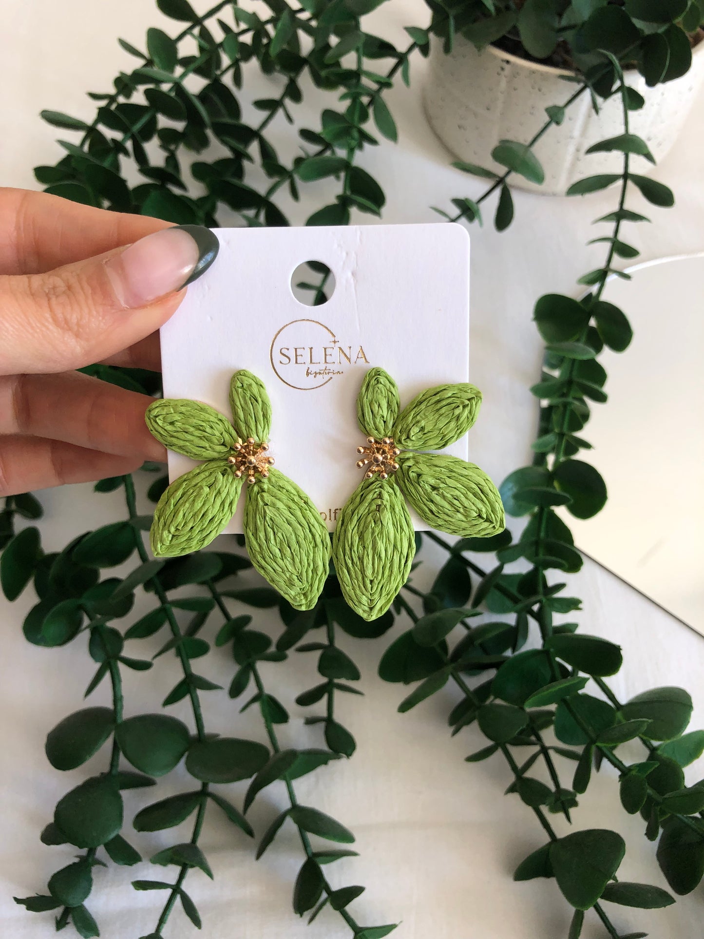 Pendientes de flor Daisha