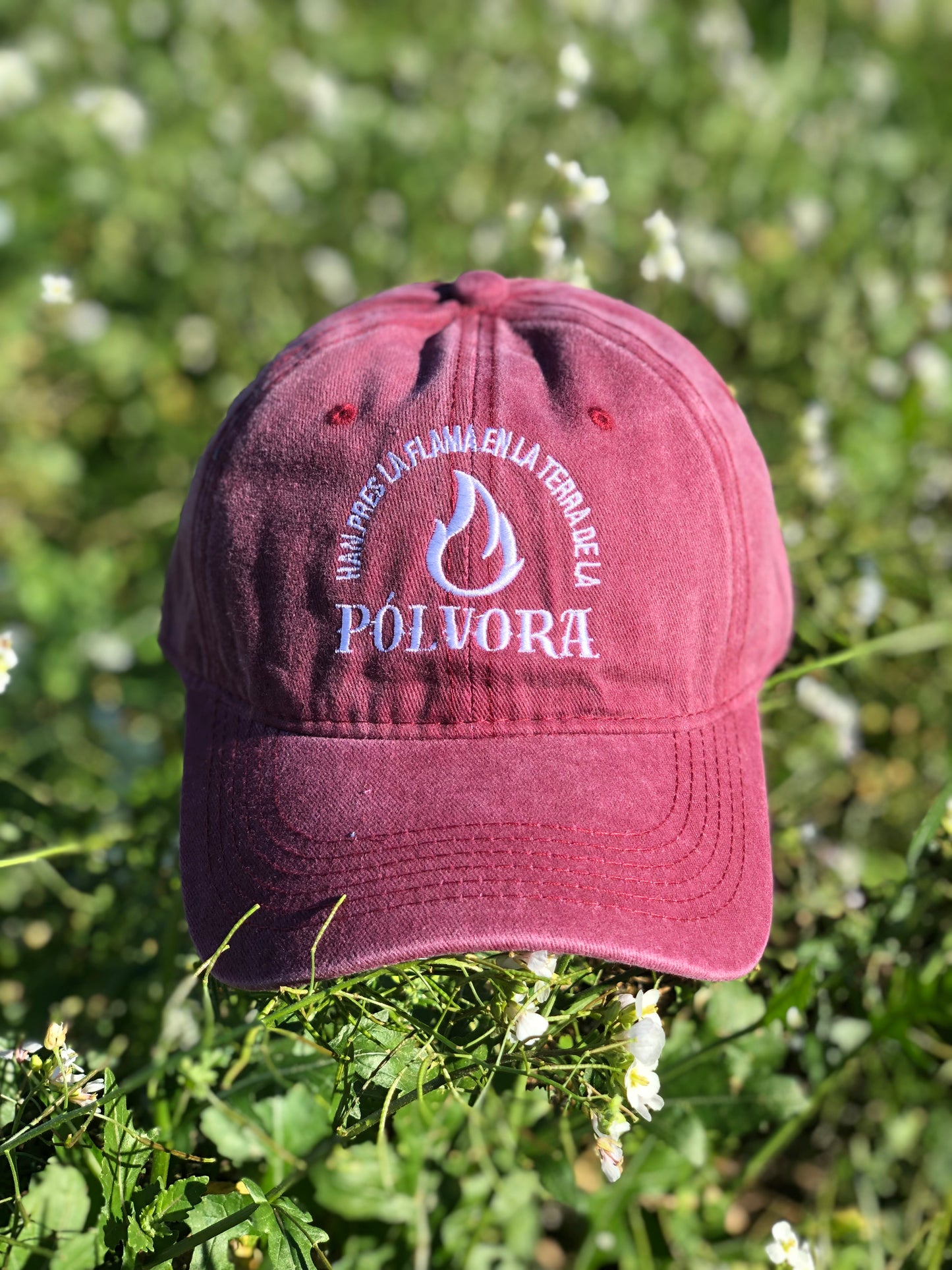 Gorra solidaria "Han pres la flama en la terra de la PÓLVORA"