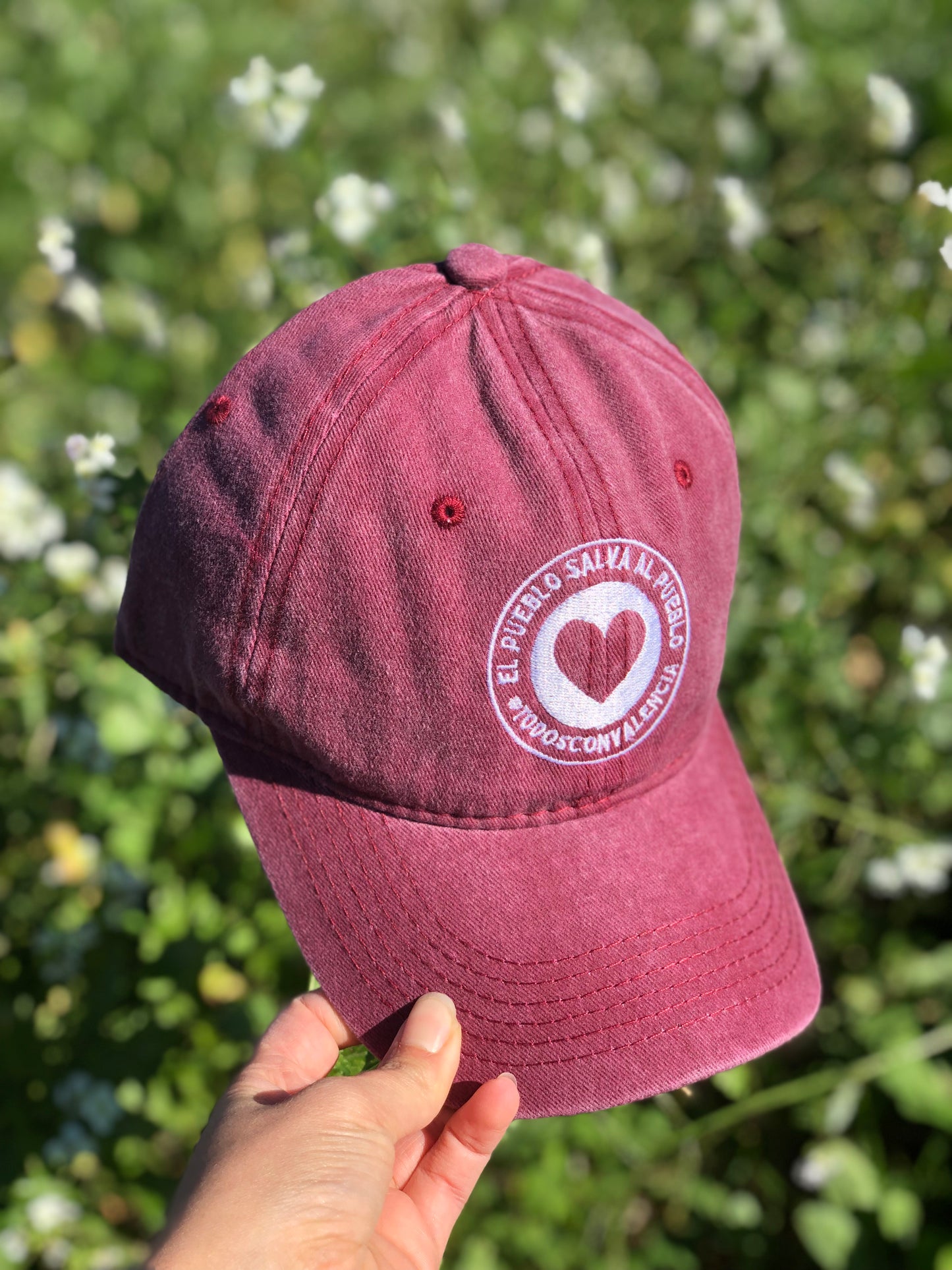 Solidarity cap "The people save the people #todosconvalencia"