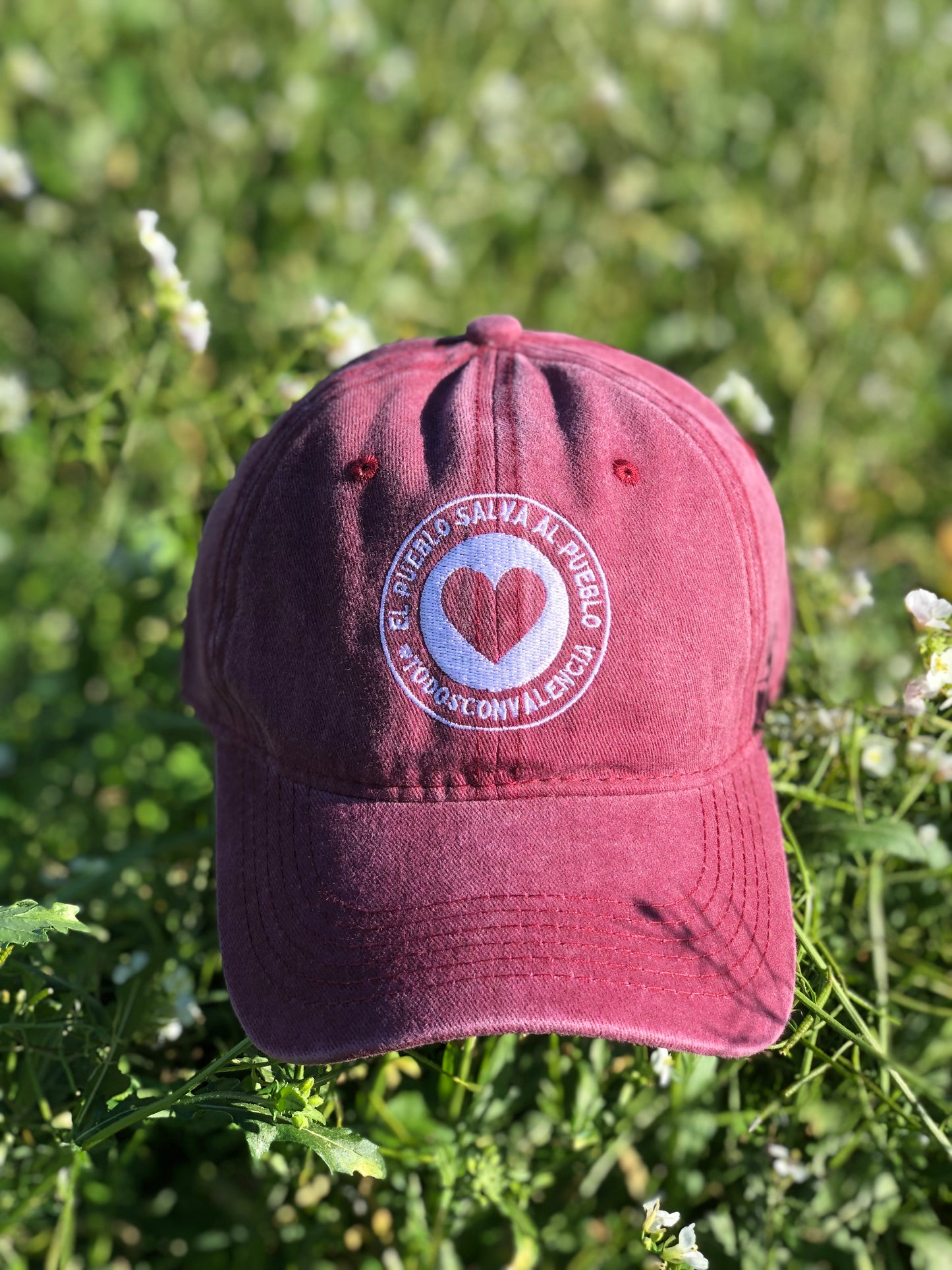 Solidarity cap "The people save the people #todosconvalencia"