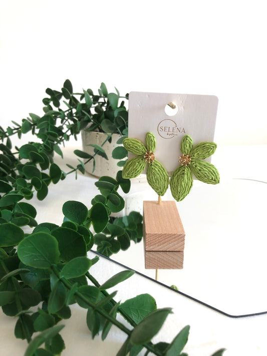 Pendientes de flor Daisha